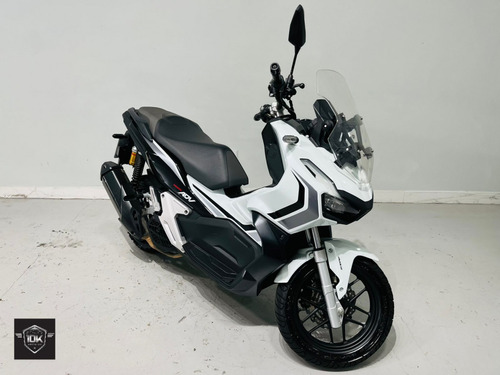 Honda Adv 150