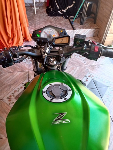 Imagem 3 de 13 de Kawasaki Z300