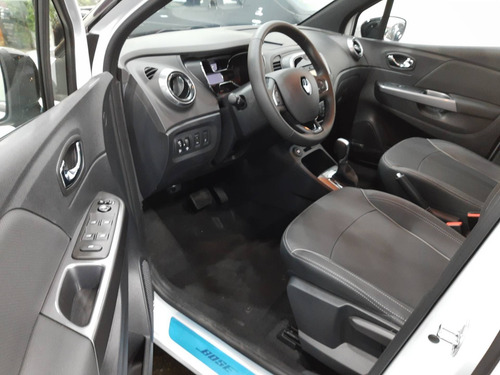 Imagem 8 de 13 de Renault Captur 1.6 16v Sce Flex Bose X-tronic