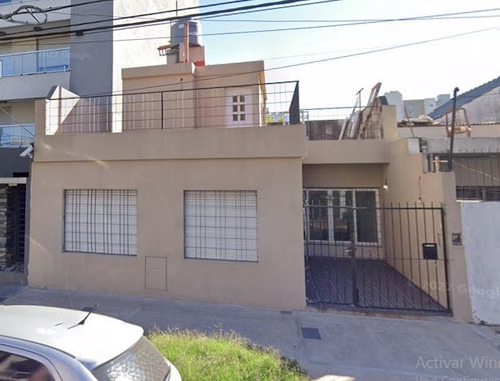 Casa En Alquiler En Moron Centro