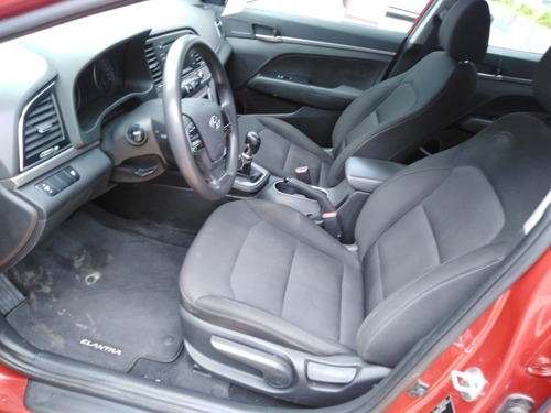 Imagen 14 de 15 de Hyundai Elantra 2018 2.0 Gls Mt
