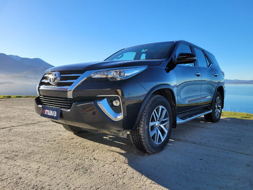 Toyota Hilux SW4 2.8 Srx 177cv 4x4 7as At