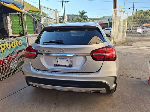 Mercedes-Benz Clase GLA 2.0 250 Cgi Sport Sin Techo At