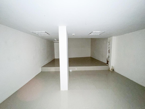 Casa En Renta Con Uso De Suelo Mixto Habitacional Y Oficinas En Virreyes