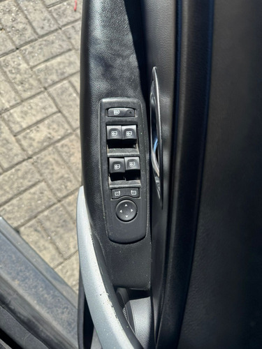 Renault Fluence 2.0 Dynamique X-tronic Hi-flex 4p