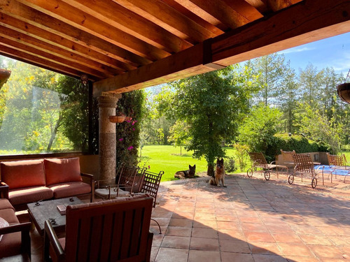 Casa De Campo, Con Pozo De Agua Propio, En Venta, En Huasca De Ocampo