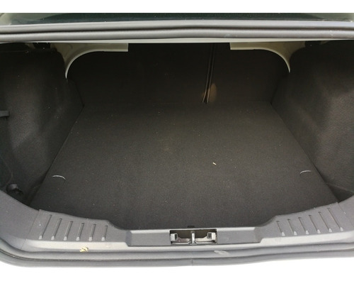 Ford Focus Iii 2.0 Sedan Se Plus At6 2015