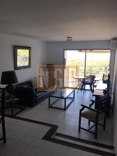 Apartamento En Roosevelt, 3 Dormitorios *-ref:17233