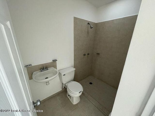 Imagen 6 de 11 de Viñedos- Casa En Condominio Cerrado, Renta