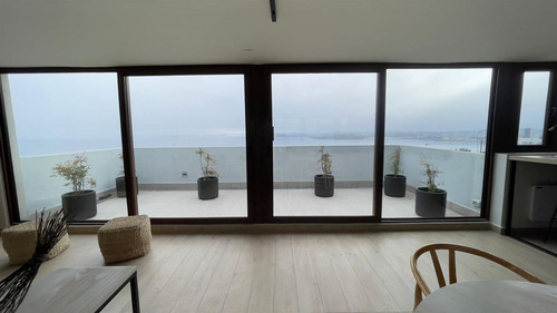 Depto En Arriendo En Exclusivo Condómino 2d+2b+estc