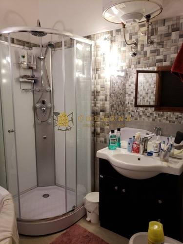 Casa En Venta En Barrio Cantegril- Ref: 2551