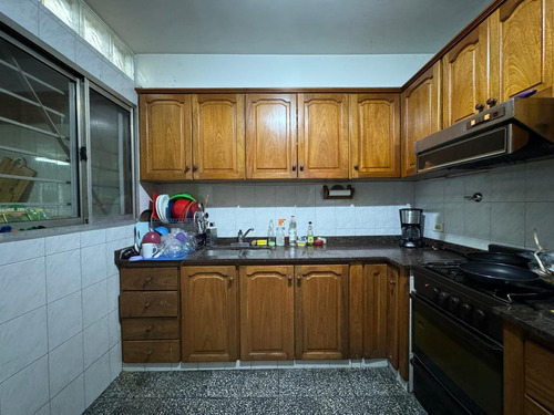 Casa En Venta En Rafael Calzada
