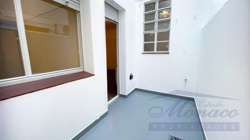 Imagen 21 de 30 de Impecable 2 Ambientes Con Patio Y Cocina Independiente!