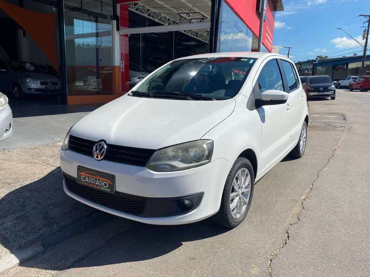 Volkswagen Fox 1.0 Tec Total Flex 5p