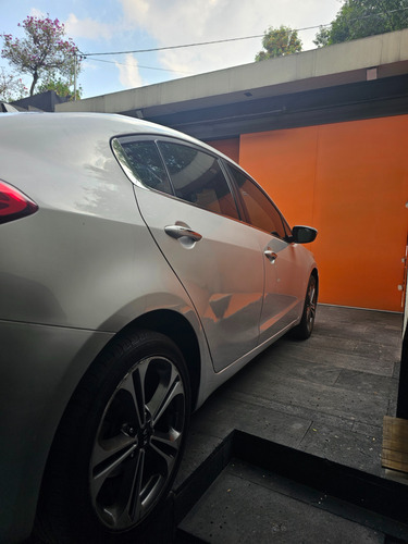 Kia Forte 2.0 Sx At