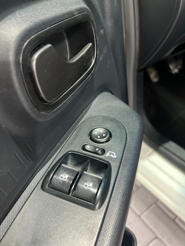 Fiat Mobi 1.0 Like On Flex 5p