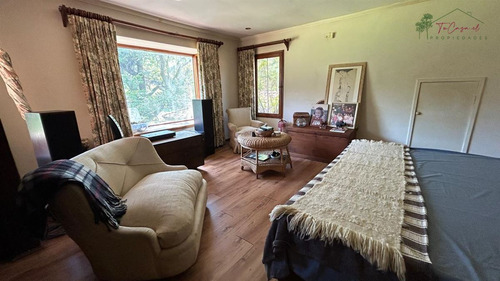 Casa En Parcela En Arriendo De 4d/3b En Calera De Tango