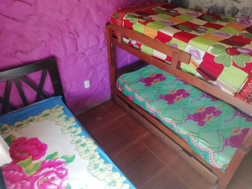 Imagen 9 de 23 de Casa En Piriapolis,playa Grande Con Piscina Leer