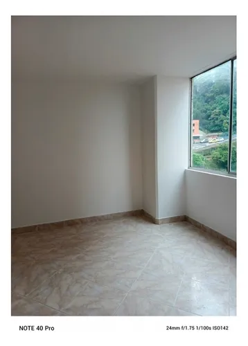 Arriendo Comodo Apartamento En La Loma Del Indio