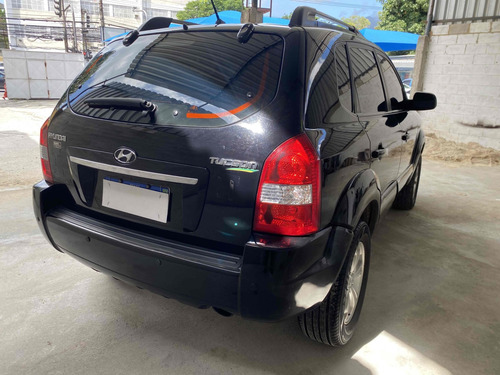 Hyundai Tucson 2.0 MPFI GLS 16V 143CV 2WD GASOLINA 4P AUTOMÁTICO