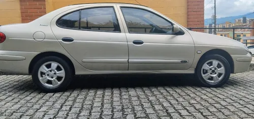 Renault Megane 1.4 Unique