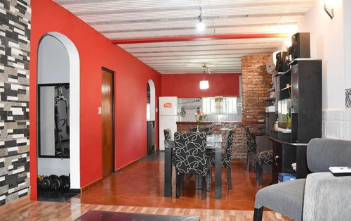 Casa Venta 2 Dormitorios 1 Baño 1 Patio 3 Cocheras 1140 Mts 2 Totales - Lisandro Olmos