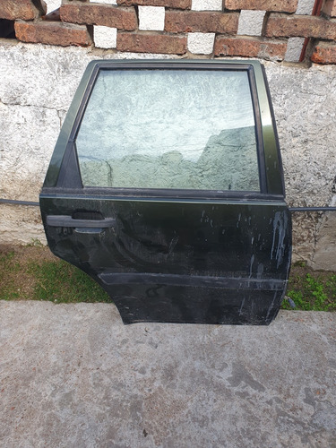 Puerta Trasera Derecha Volvo 460