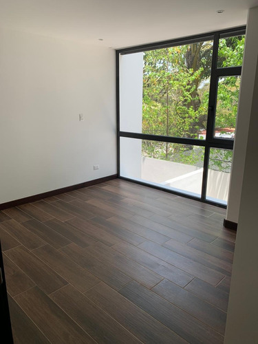 Imagen 5 de 14 de Moderno Apartamento En Alquiler En Zona 15 (vh I)