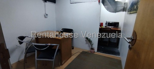 Prados Del Este. Local Y Fondo De Comercio En Venta. Mls25-18208 Me