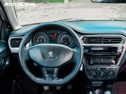 Imagen 21 de 25 de Peugeot 301 Extra Full 1.2 | Permuta / Financia