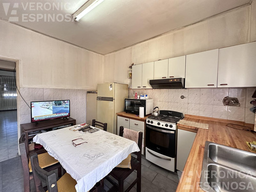 Dos Casas En Venta, En Bloque - Haedo Norte