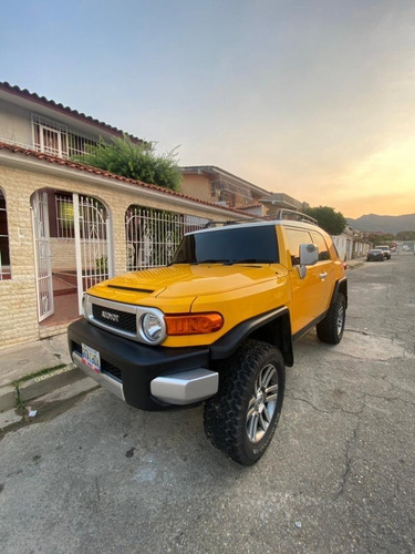 Imagen 1 de 11 de Toyota Fj