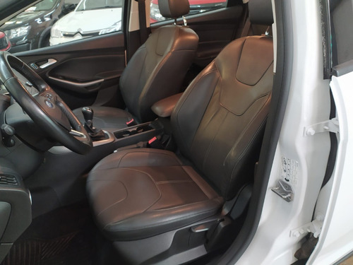 Imagen 11 de 17 de Ford Focus 2.0 Se 5pts 2016