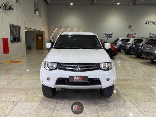 Mitsubishi L200 Triton 2.4 HLS 4X2 CD 16V FLEX 4P MANUAL