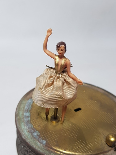 Imagen 5 de 6 de Antigua Caja Musical Con Bailarina Gira Y Funciona Mag 58538