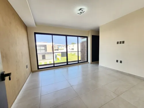 Casa En Venta En Punta Tiburon