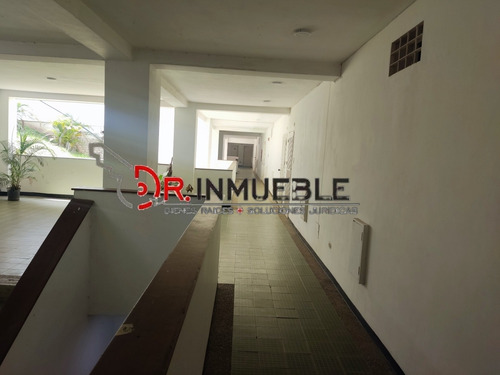 Imagen 2 de 15 de Apartamento Playa Grande. 64mts, 1habitacion,2 Baños, Piscin