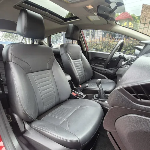 Ford Fiesta 1.6 Titanium Mec HB EL MÁS FULL CERTIFICADO POR AUTOMAS