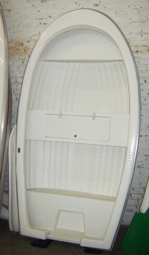 Bote Bahamas 230