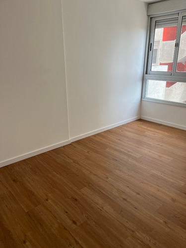 Imagen 14 de 21 de Centro Vendo Apartamento 2 Dormitorios Con Garage