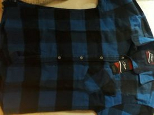 Camisa De Franela Azul Con Negro