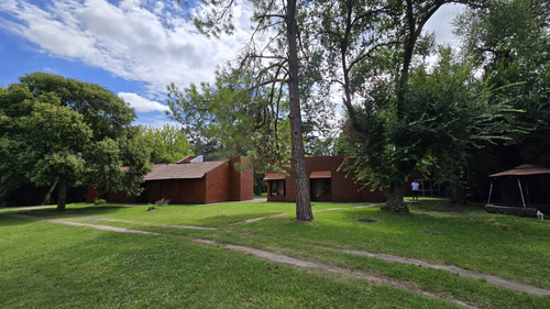 Quinta En Venta 8.150 M² Piscina Y Quincho A 3 Cuadras Rn3