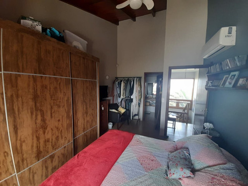 Imagem 10 de 19 de Casa À Venda No Bairro Ferraz - Garopaba/sc - Kv107