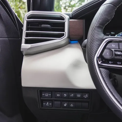 Toyota Sequoia Capstone 2025
