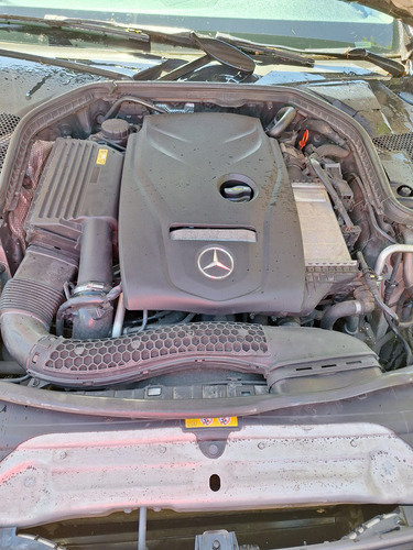 Mercedes Benz Familiar C180