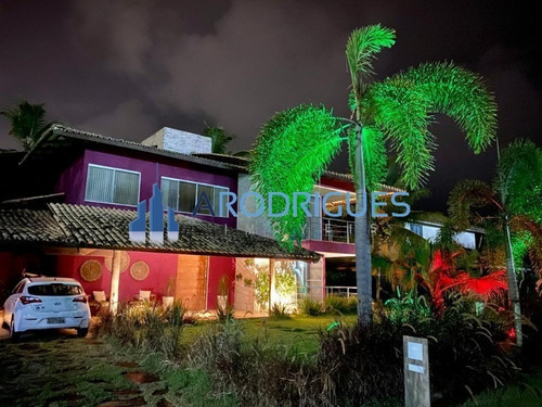 Imagem 1 de 30 de Belíssima Casa À Venda Em Ilhéus Com 2 Pavimentos, Sendo 3/4 Todas Suítes Com Acesso Exclusivo A Praia Renascer! - Ca00579