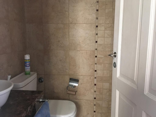 Imagen 15 de 18 de Excelente Casa Con Cochera 5 Ambientes Impecable!