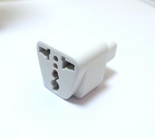 Adaptador Conector Ups C14 Toma Universal Nema 5-15r Blanco