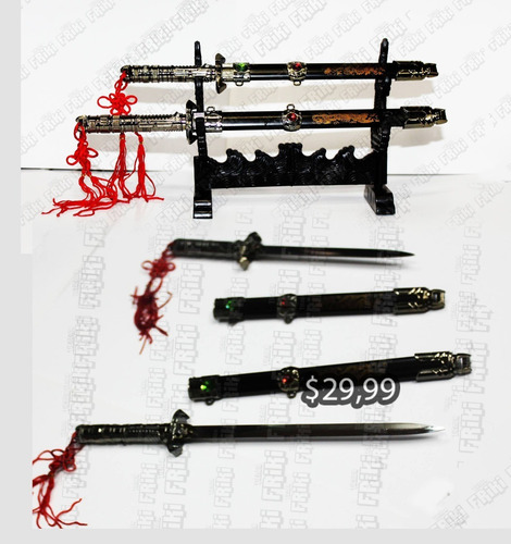 Imagen 1 de 5 de Set 2 Katanas (tienda Friki)