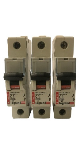 Interruptor Automatico Legrand   1 Amp  25ka (pack 3 Uni)